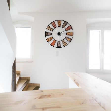 Apartmán Ravissant Triplex Et Duplex Au Centre De Pont St Esprit Exteriér fotografie
