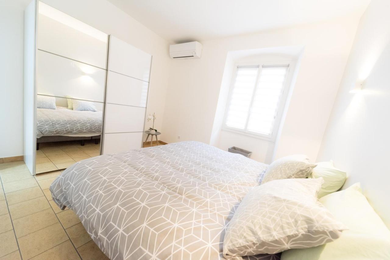 Apartmán Ravissant Triplex Et Duplex Au Centre De Pont St Esprit Exteriér fotografie